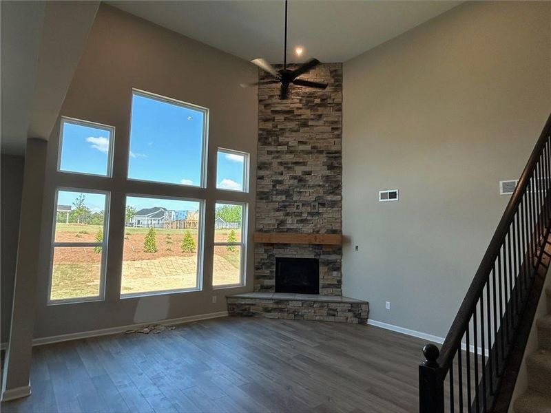 Spacious, unfurnished interior of a new home in Twin Lakes, Hoschton (Image 5).