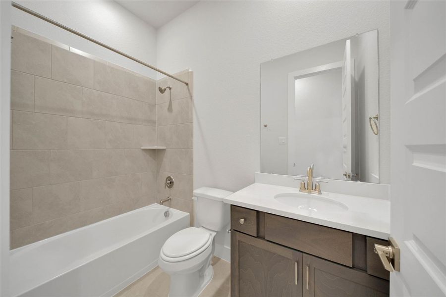 Furnished interior view inside a new home in Magnolia Bend, Rosharon (Image 19).