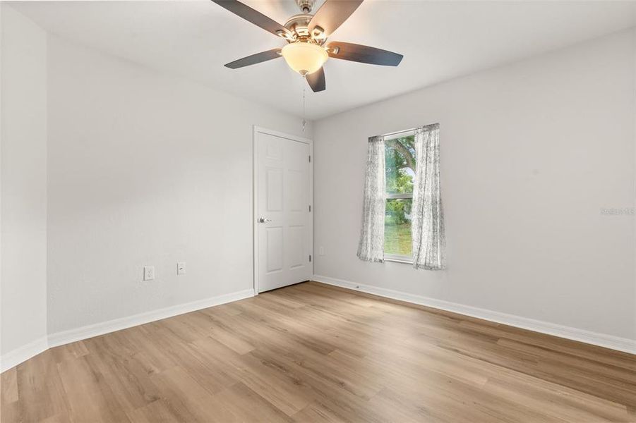 Spacious, unfurnished interior of a new home in , Bartow (Image 25).