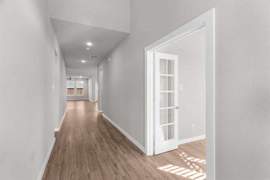 Spacious, unfurnished interior of a new home in Wolf Creek Farms, Melissa (Image 23).