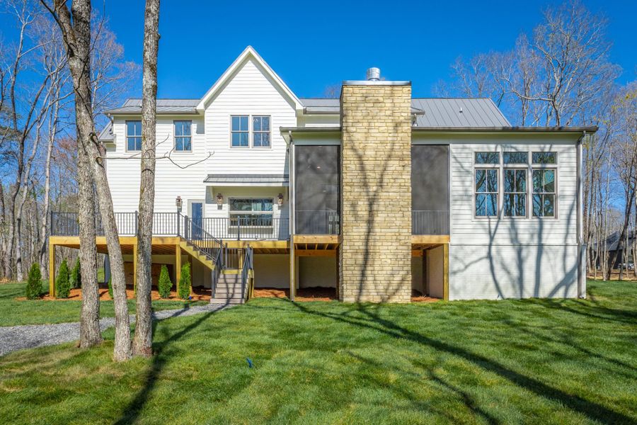 Representative exterior details of a home built from the Farmington by Riverstone Construction, LLC in River Gorge Ranch, River Gorge Ranch (Image 4).