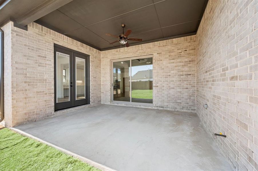 Exterior details and patio area of a home in Parks of Aledo, Aledo (Image 4).