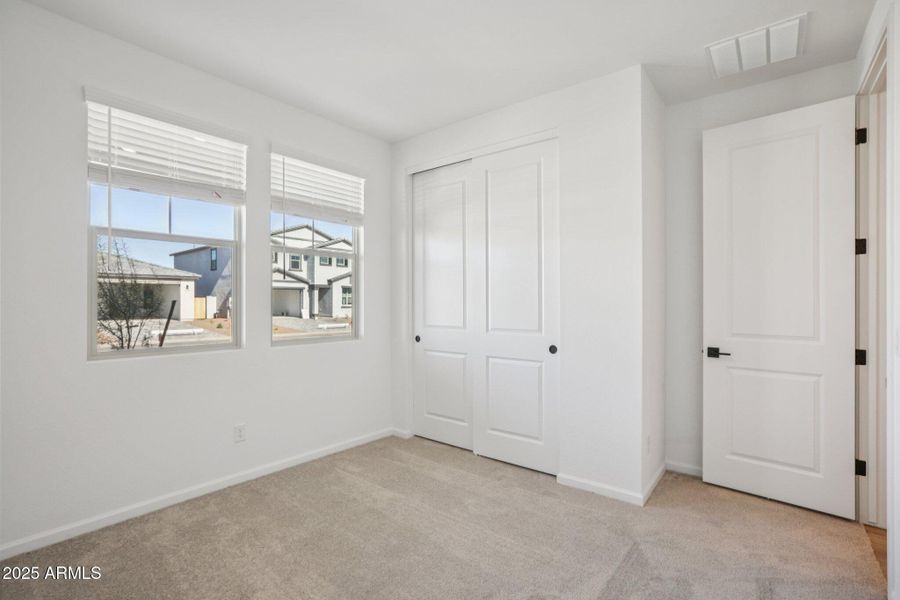 16-web-or-mls-W Bajada Rd-S1012-016