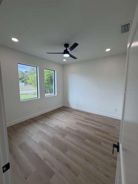 Spacious, unfurnished interior of a new home in , North Port (Image 26).