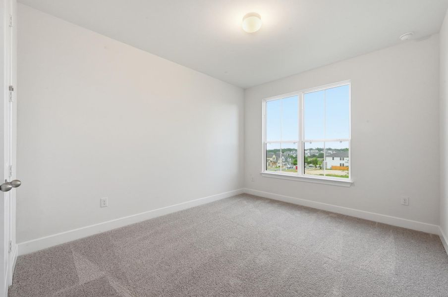 Spacious, unfurnished interior of a new home in Provence, Austin (Image 29).