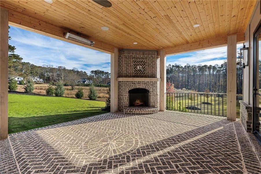 Exterior details and patio area of a home in , Alpharetta (Image 50).
