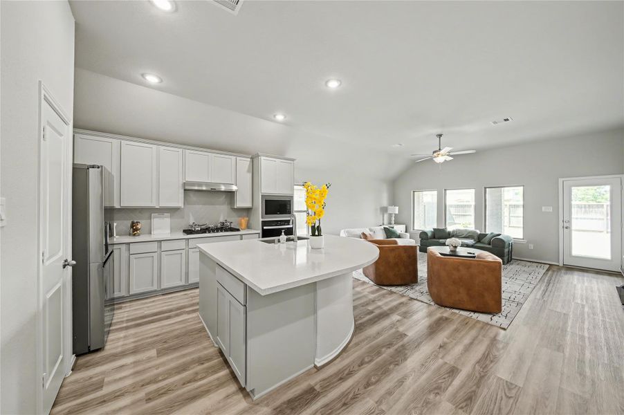 Furnished interior view inside a new home in Candela, Richmond (Image 30).