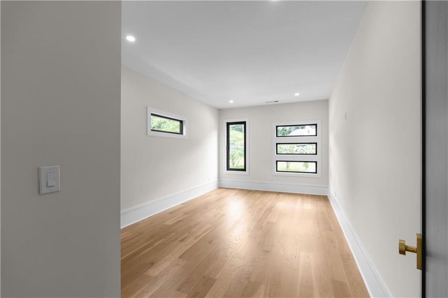 Spacious, unfurnished interior of a new home in , Atlanta (Image 58). Spacious, unfurnished interior of a new home in , Atlanta (Image 58).