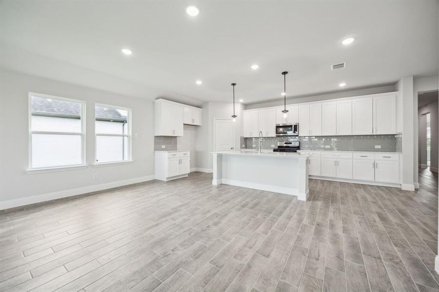 Image 19 of a home in Bellagio.