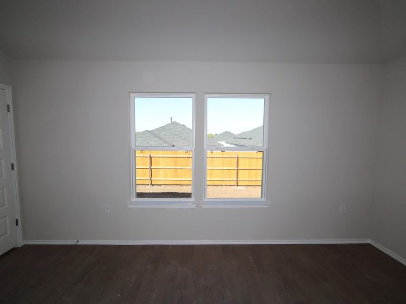 Spacious, unfurnished interior of a new home in Marble Creek Crossing, Austin (Image 8).
