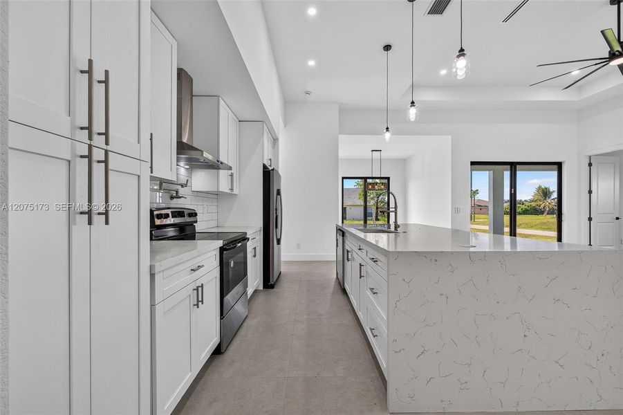 Furnished interior view inside a new home in , Cape Coral (Image 16).