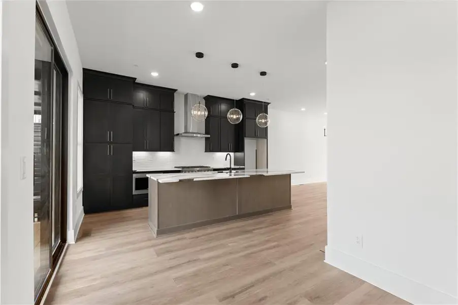 Furnished interior view inside a new home in , Alpharetta (Image 10).
