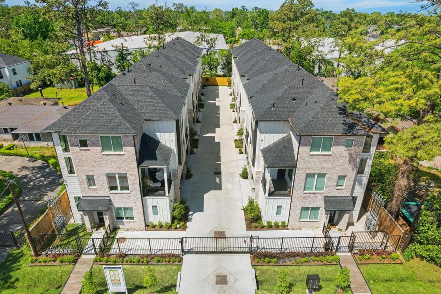 Image 18 of a home in .