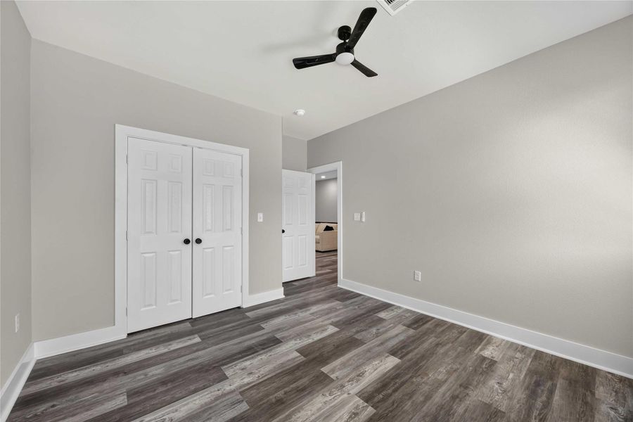 Spacious, unfurnished interior of a new home in , Houston (Image 29).