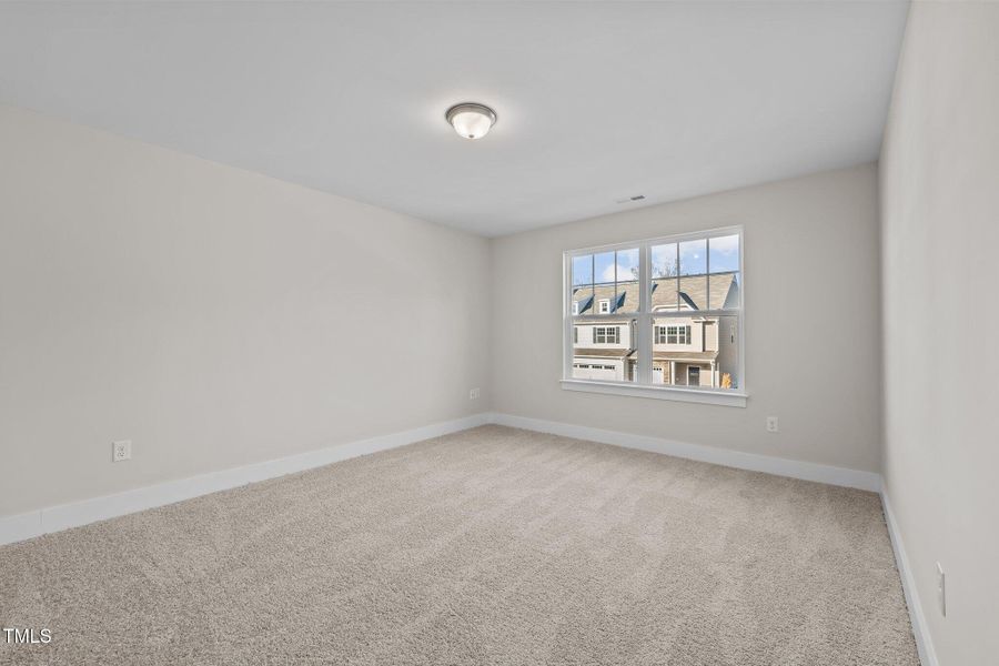 33-web-or-mls-_1167909