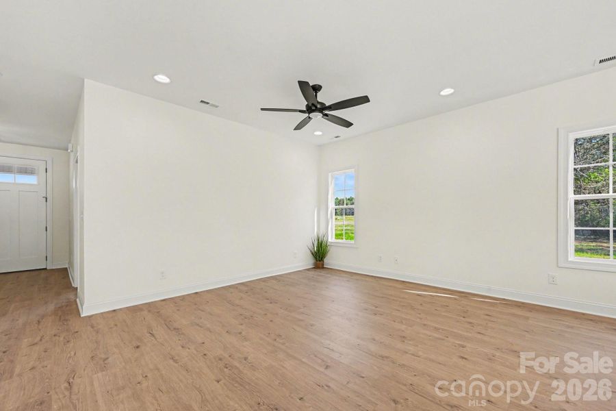 Spacious, unfurnished interior of a new home in , Salisbury (Image 39).