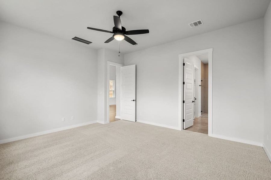 Spacious, unfurnished interior of a new home in Lariat, Liberty Hill (Image 34). Spacious, unfurnished interior of a new home in Lariat, Liberty Hill (Image 34).
