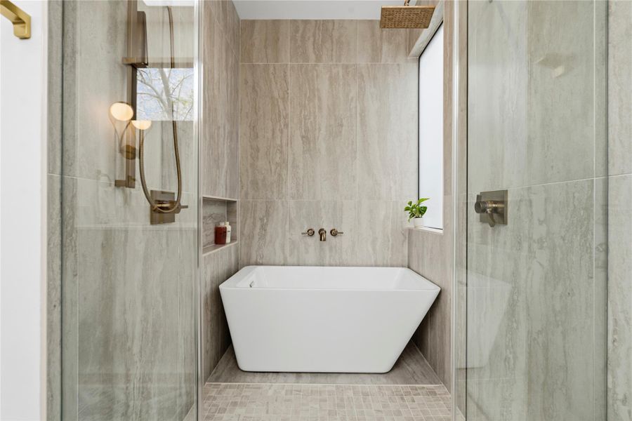 Furnished interior view inside a new home in , Austin (Image 5).