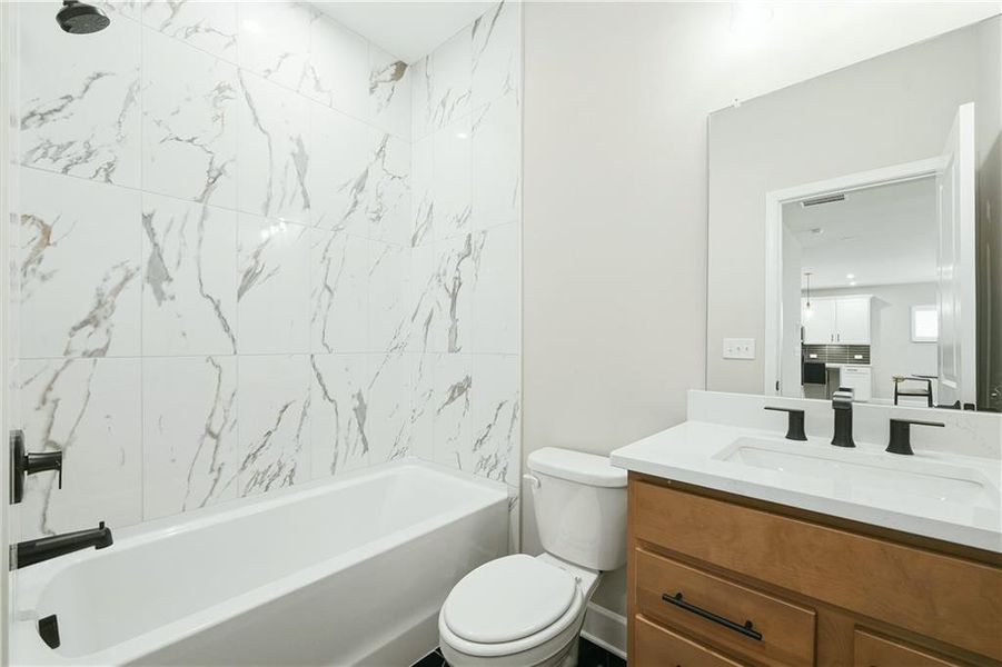 Furnished interior view inside a new home in , Atlanta (Image 6).