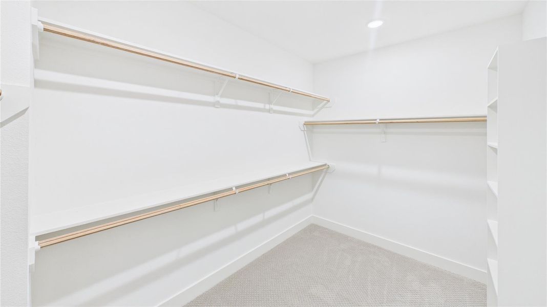 Spacious, unfurnished interior of a new home in , Houston (Image 21).