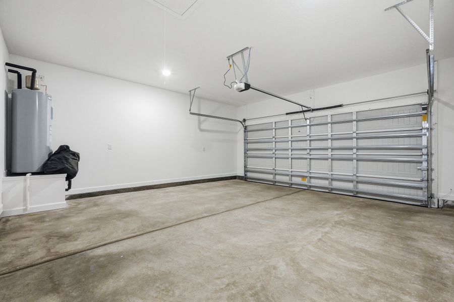 Spacious, unfurnished interior of a new home in McCarthy Estates, Defuniak Springs (Image 22). Spacious, unfurnished interior of a new home in McCarthy Estates, Defuniak Springs (Image 22).