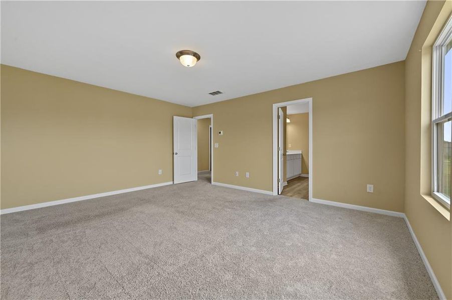 Spacious, unfurnished interior of a new home in , Conyers (Image 23).