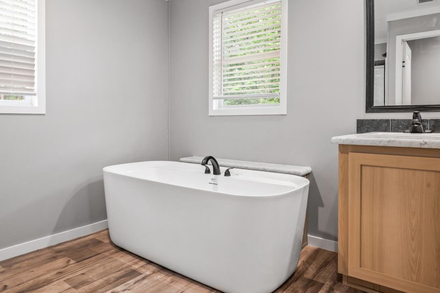 Close-up of interior finishes inside a home in , Eutawville (Image 13).