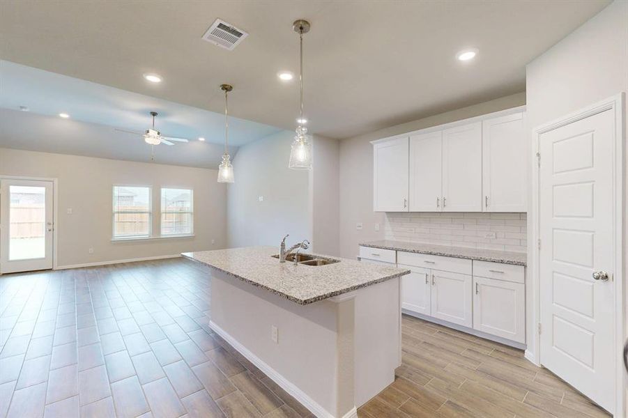 Image 36 of a home in Forest Park. Image 36 of a home in Forest Park.