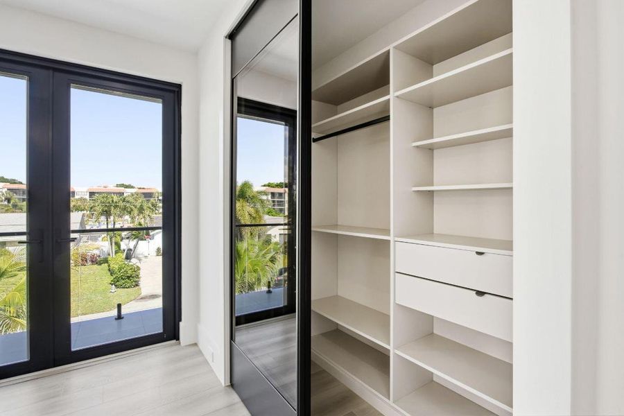 Custom European Closet System