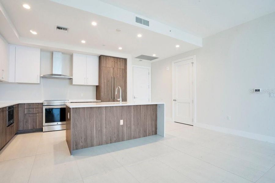 Furnished interior view inside a new home in , St. Petersburg (Image 12).
