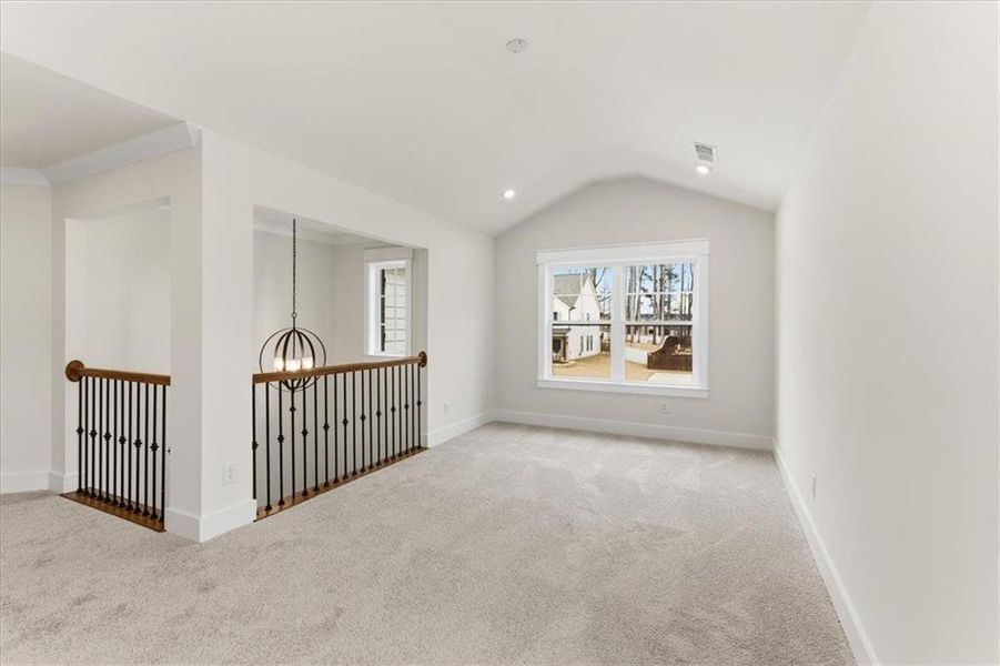 Spacious, unfurnished interior of a new home in Springside Reserve, Powder Springs (Image 31).