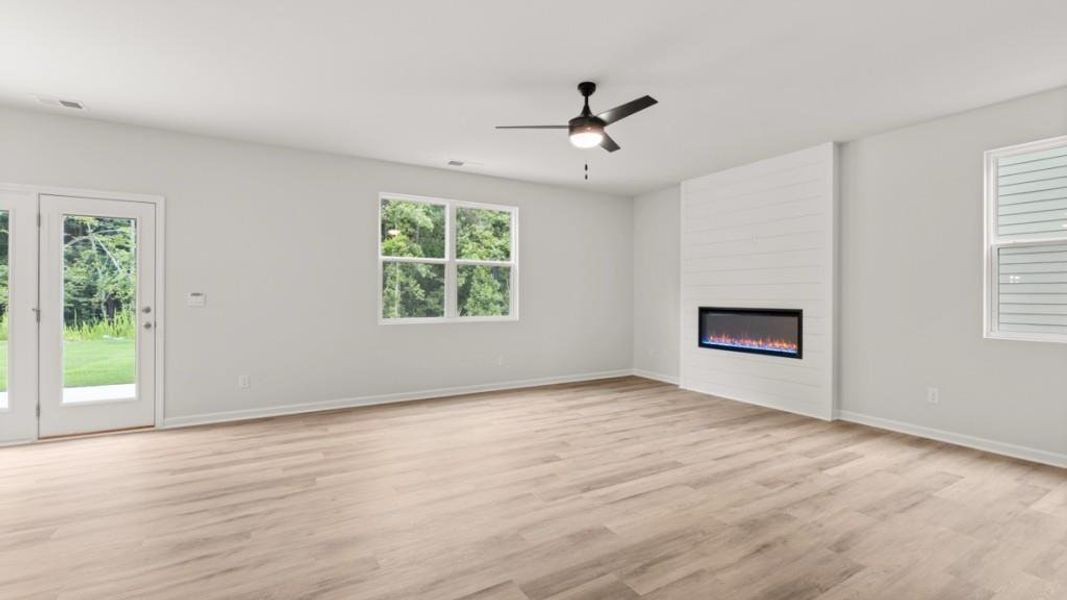 Spacious, unfurnished interior of a new home in , South Fulton (Image 13).