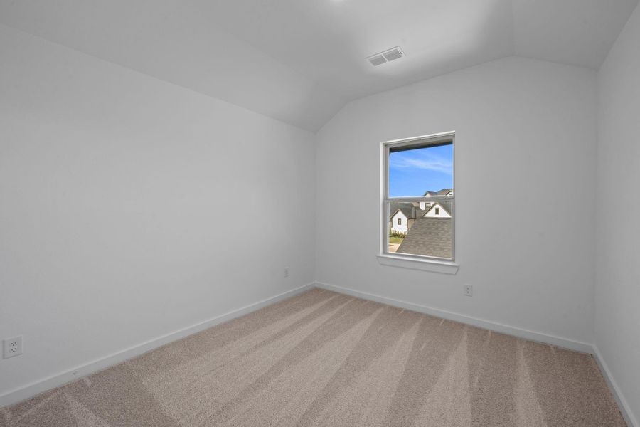 Spacious, unfurnished interior of a new home in Jubilee 45', 70', Hockley (Image 27).