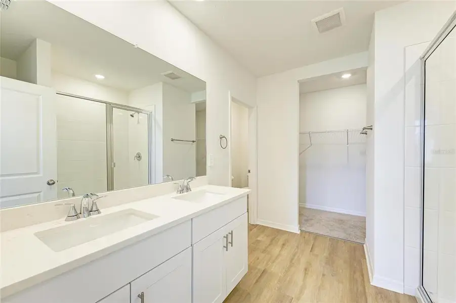 Furnished interior view inside a new home in Magnolia Bay - Classic Series, Nokomis (Image 10).