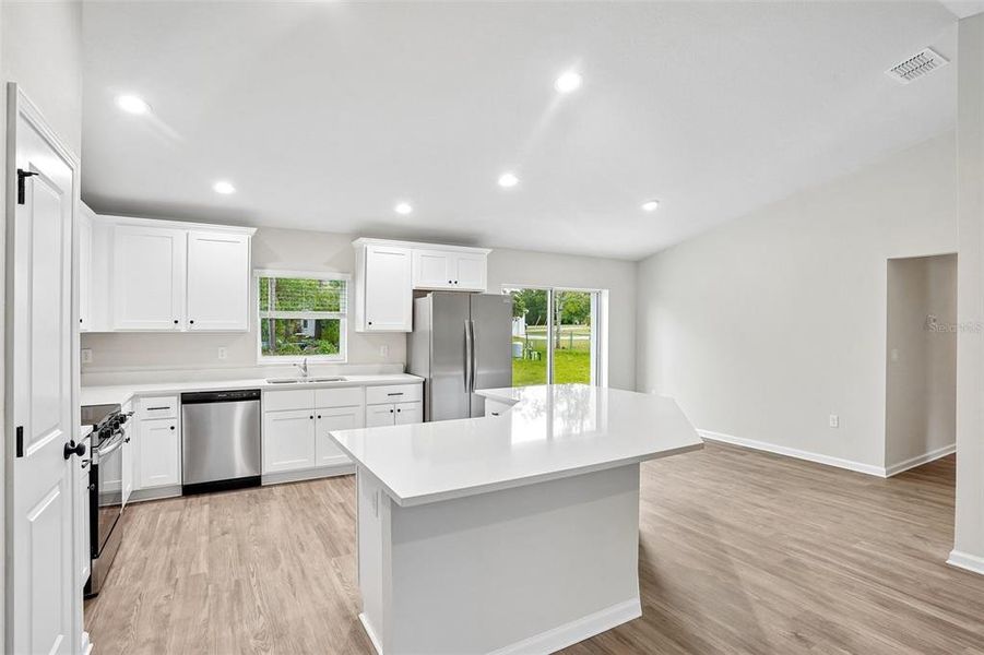 Furnished interior view inside a new home in , Ocala (Image 7).