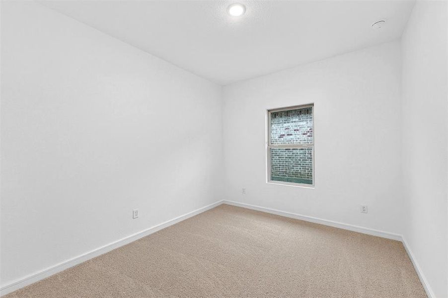 Spacious, unfurnished interior of a new home in Caldwell Lakes, Dallas (Image 23).