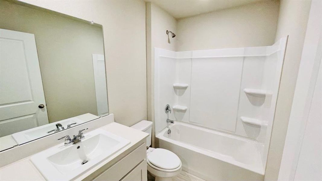 Furnished interior view inside a new home in Sunnycreek, Fort Worth (Image 4). Furnished interior view inside a new home in Sunnycreek, Fort Worth (Image 4).