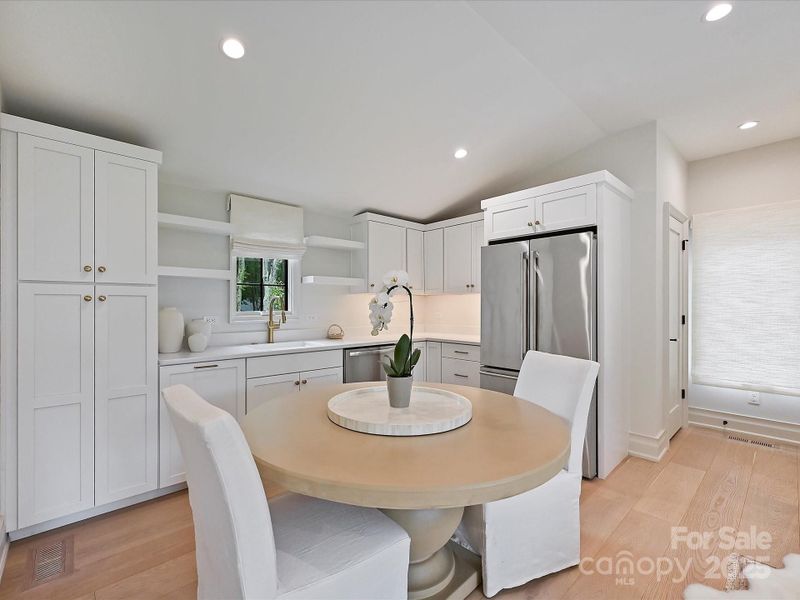 Guest Suite Guest Suite