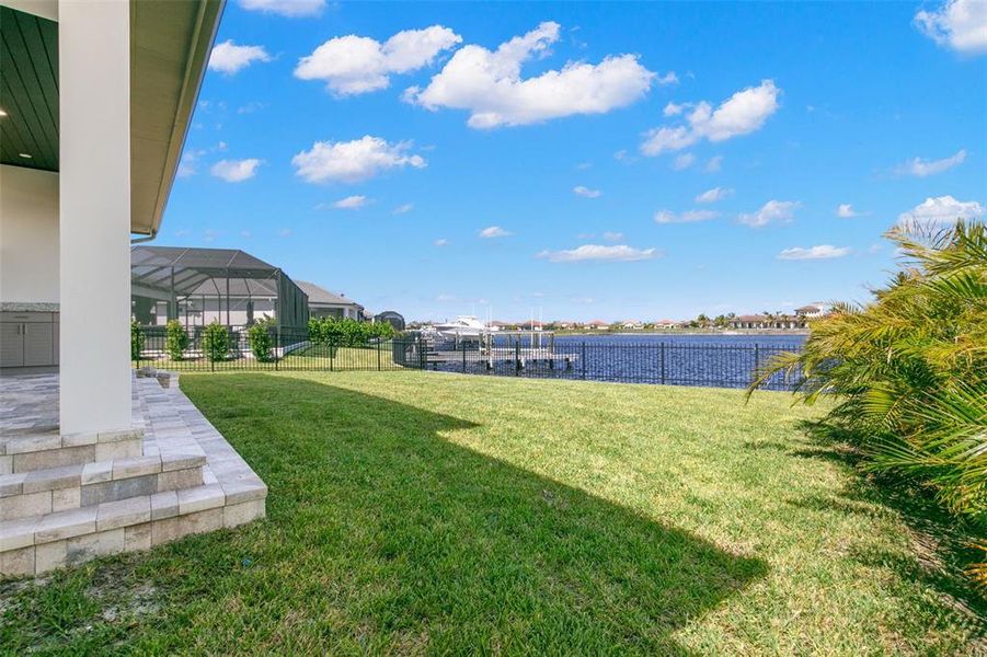 Exterior details and patio area of a home in , Palmetto (Image 19).