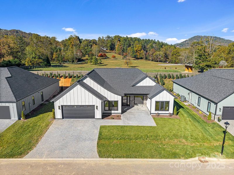 Image 32 of a home in .