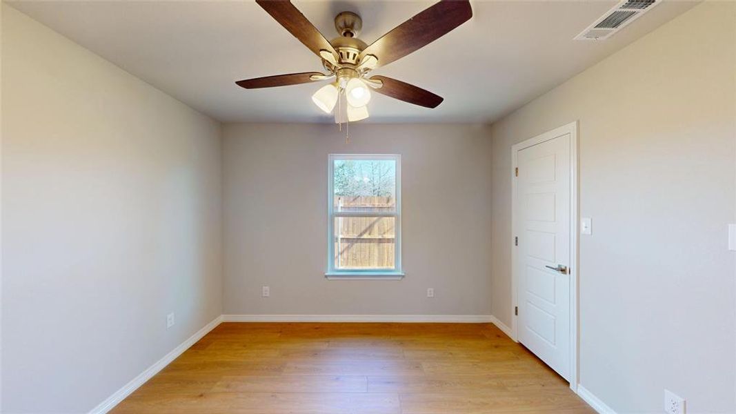 Spacious, unfurnished interior of a new home in , Cleburne (Image 22). Spacious, unfurnished interior of a new home in , Cleburne (Image 22).