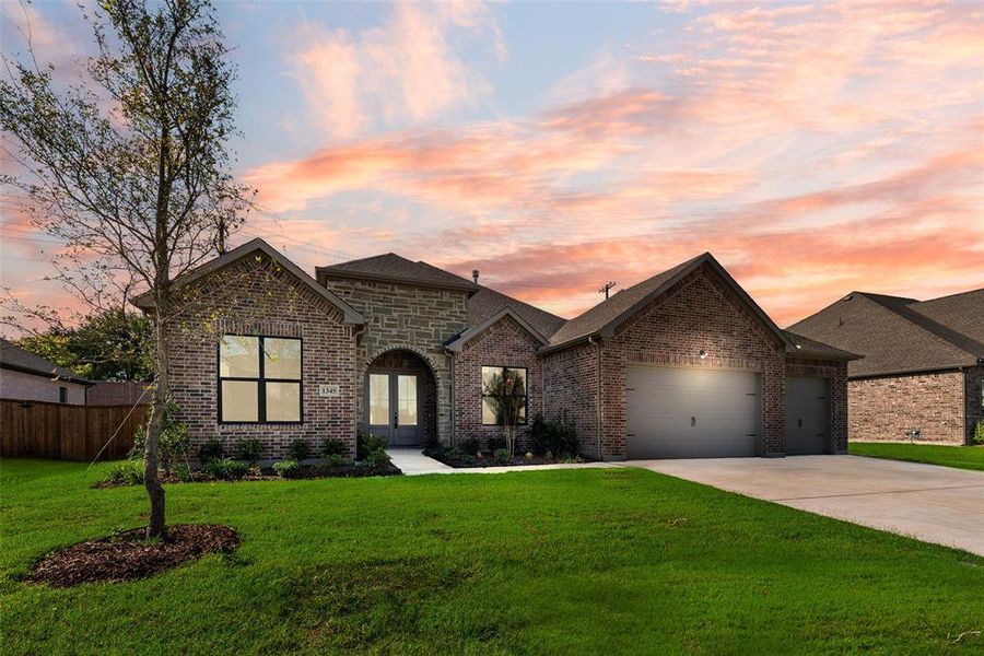 Front exterior of a new home in Lincoln Pointe, Van Alstyne, TX, highlighting curb appeal (Image 20). Front exterior of a new home in Lincoln Pointe, Van Alstyne, TX, highlighting curb appeal (Image 20).