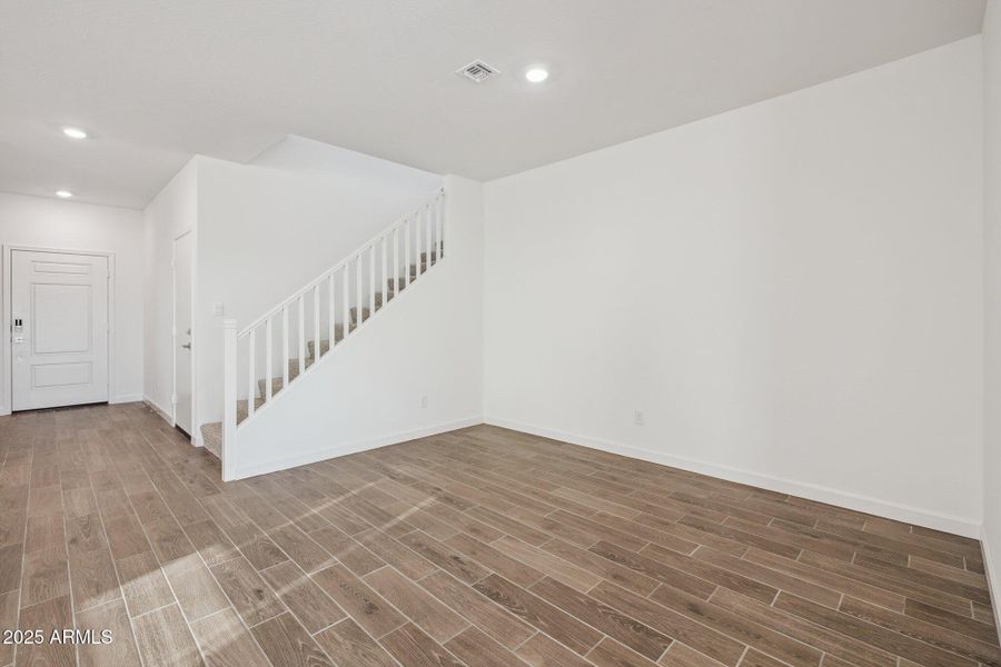 9-web-or-mls-26141-w-nancy-ln-lot-100-re