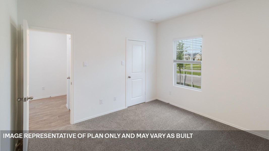 Spacious, unfurnished interior of a new home in Valverde, Bastrop (Image 10).