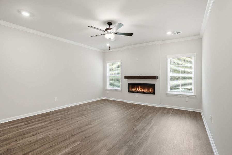 Representative unfurnished interior of a home built from the Magnolia Select M by McGuinn Homes in Broadway Lake, Anderson (Image 24).