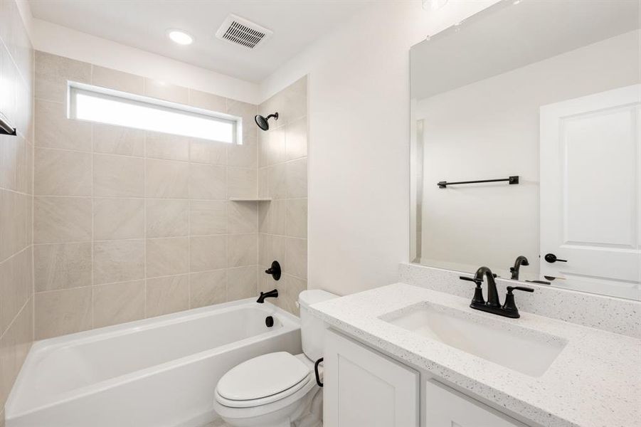 Furnished interior view inside a new home in Creekview Meadows, Pilot Point (Image 8). Furnished interior view inside a new home in Creekview Meadows, Pilot Point (Image 8).