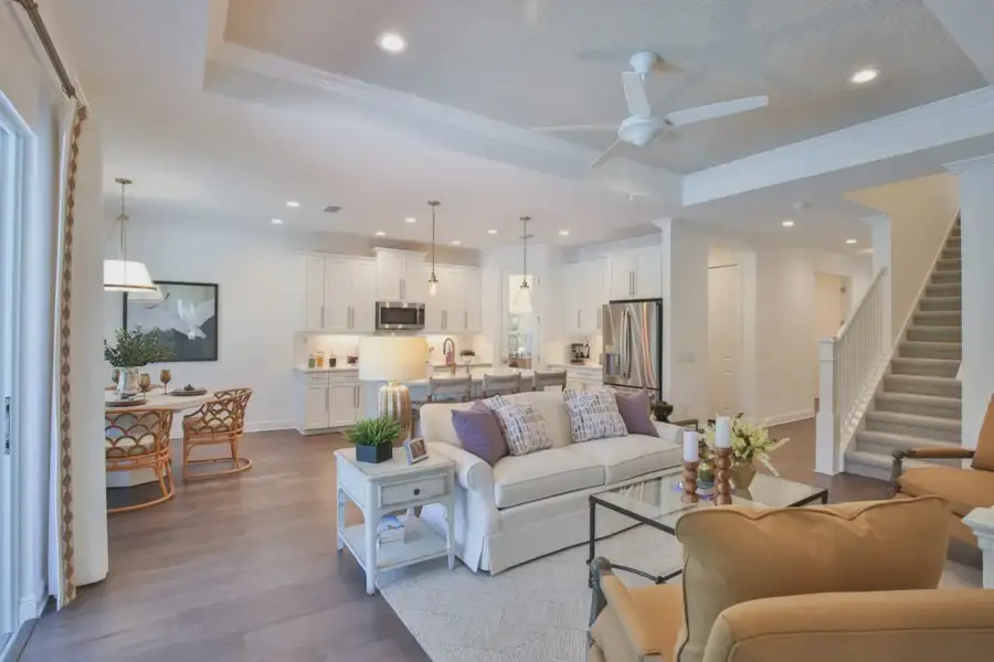 Furnished interior view inside a new home in Windward, Lakewood Ranch (Image 4).