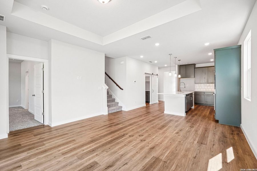 Spacious, unfurnished interior of a new home in Weston Oaks, San Antonio (Image 21).