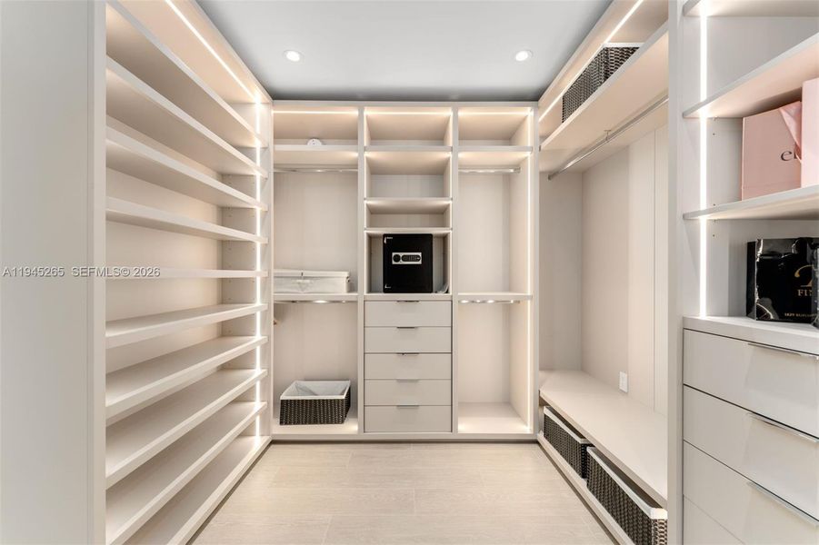 Furnished interior view inside a new home in Five Park, Miami Beach (Image 37).