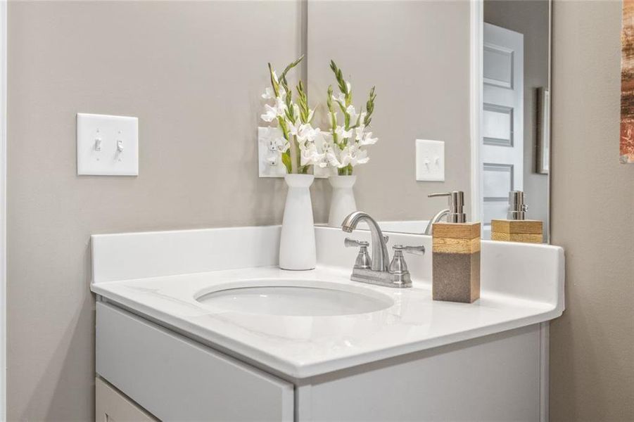 Close-up of interior finishes inside a home in Summerfield Place, Carrollton (Image 21).